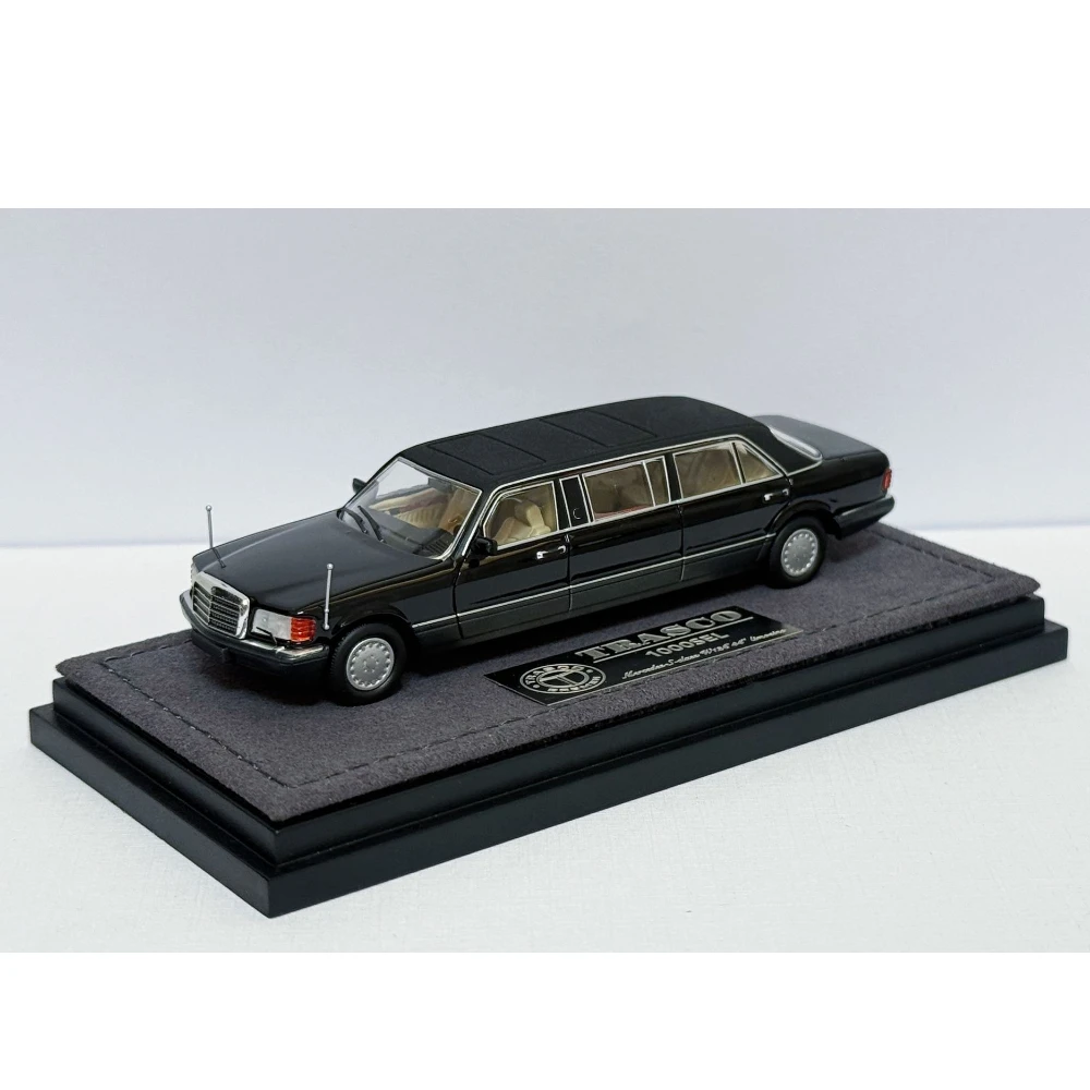 1:64 Diecast Model Car S-Class Extended Edition W126 1000SEL