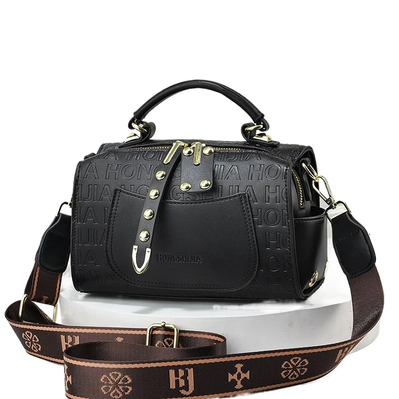 

Текстурированная портативная женская сумка-мессенджер 2026: Новинка осени и зимы, вместительная сумка-подушка из мягкой кожи, универсальная модель для мам