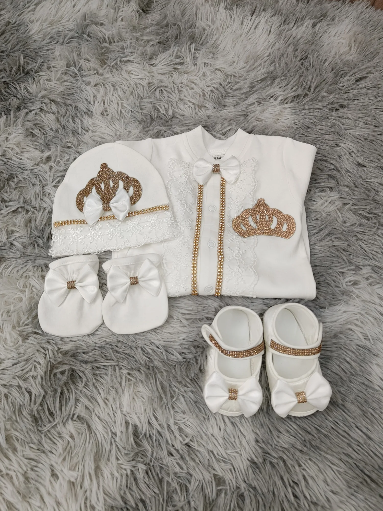 Luxury Princess Baby Girl Romper 0-9 Months 4Pcs Pure White Champagne Gold Pearl Rhinestone Crown Satin Bow Boutique Gift
