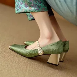 Women's Sandals Summer New Retro Pointy Low Heel Buckle Toe High Heels Fashion Temperament Pearl Stiletto Sandals