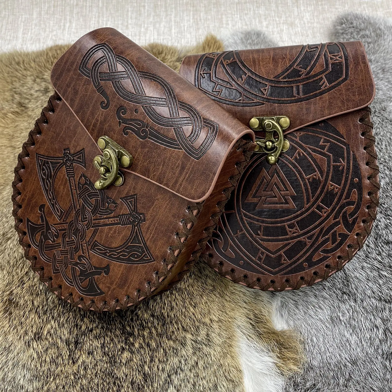Retro Medieval Renaissance Cosplay Bag Nordic Embossed Belt Bag Renaissance Costume Accessories LARP Waist Bag Coin Purse