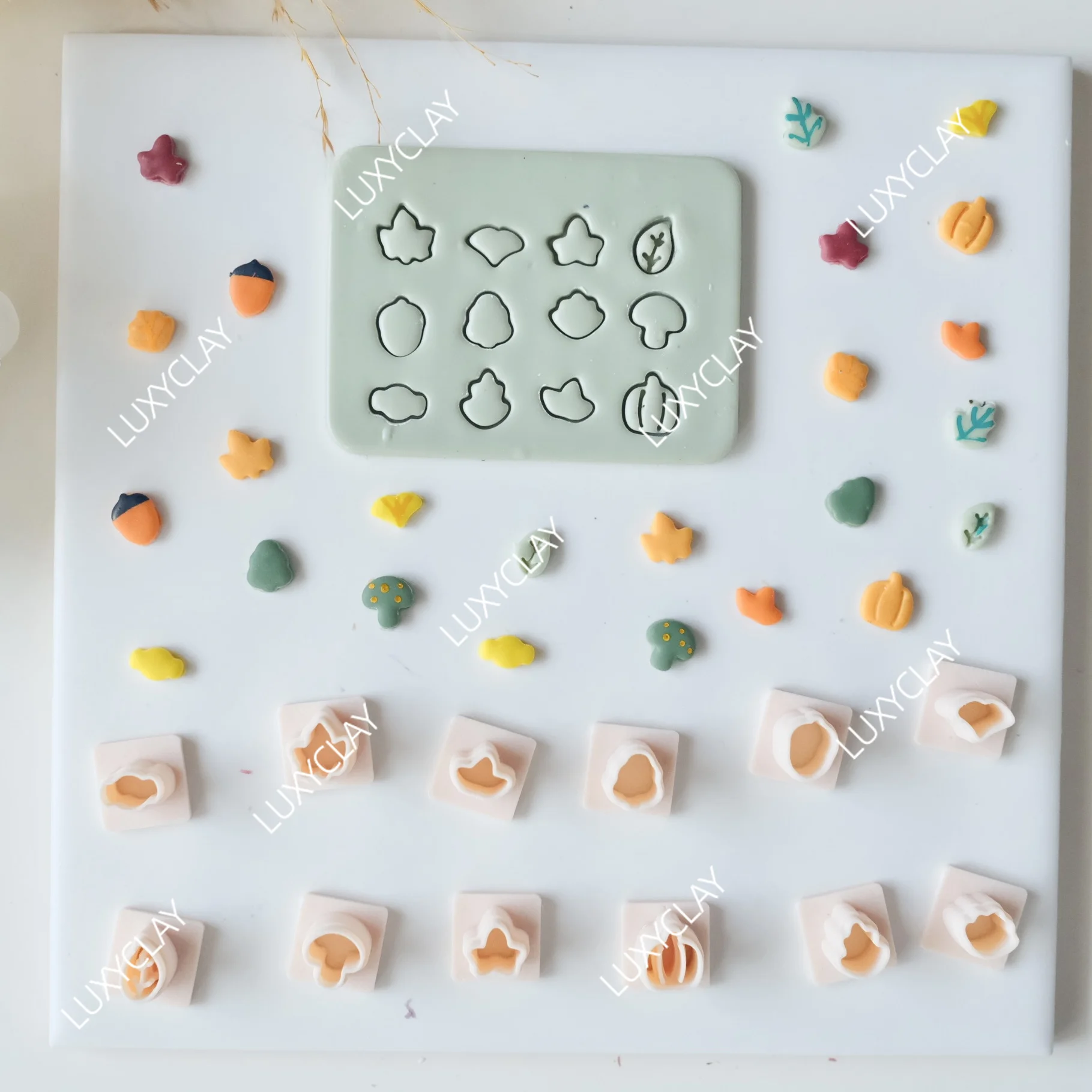 12pcs Fall Themed Mini Clay Molds Set, Embossed Micro Leaves Mushroom Punplin Maple Clay Cutters for Jewelry & Earrings Making