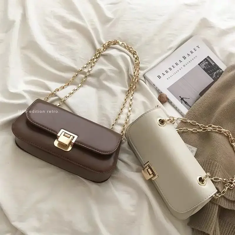 2024 New France Fashion Niche Designer Bag Vintage Buckle Chain Shoulder Strap All Match Simple Women Shoulder Crossbody Bag