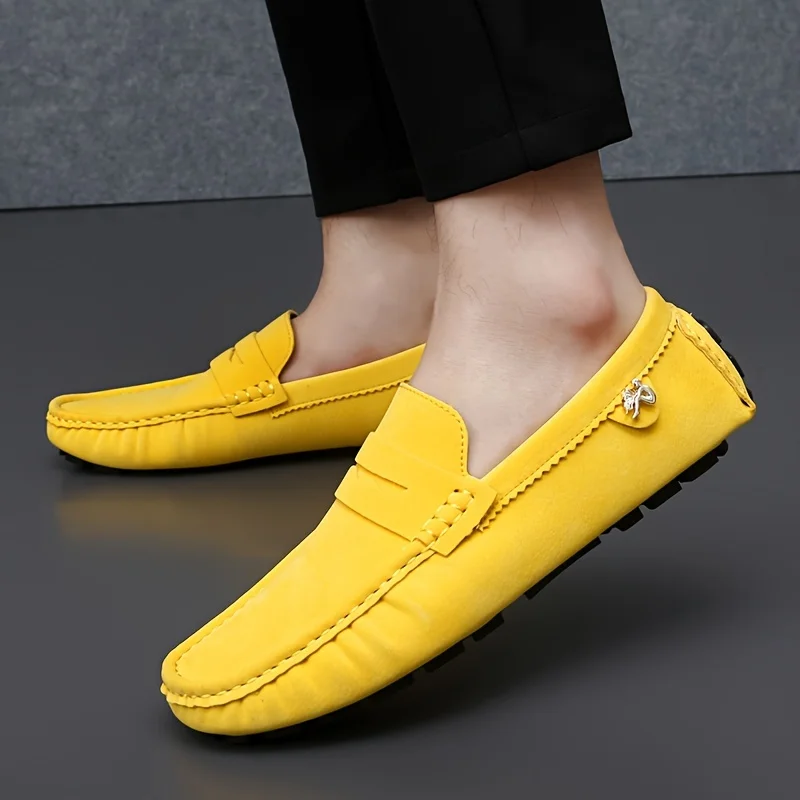 2024 New Men Casual Shoes Fashion Men Shoes Genuine Leather Men Loafers Moccasins Slip On Men\'s Flats Male Driving luxury shoes