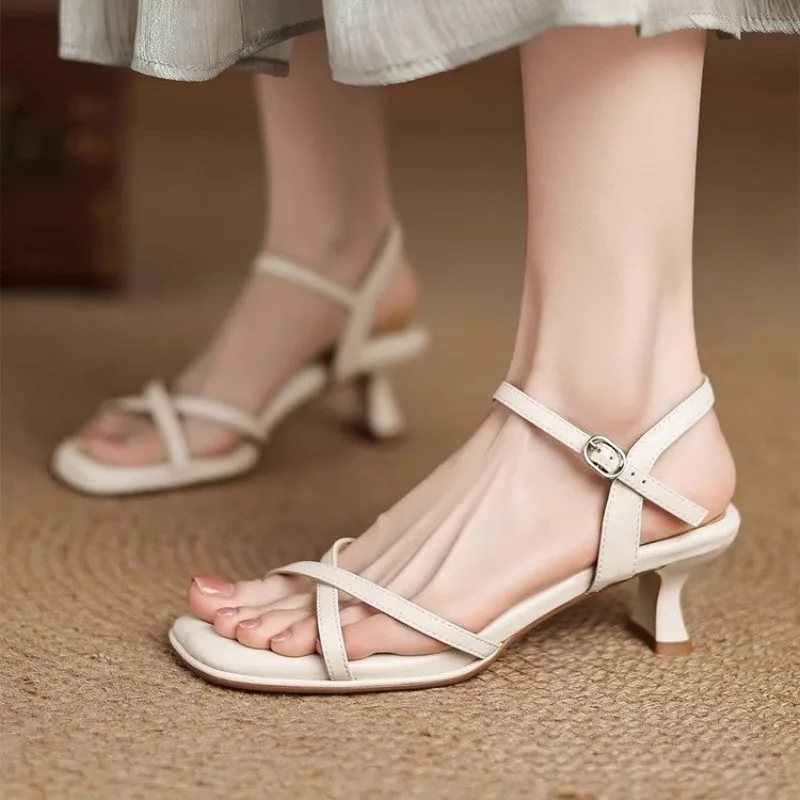 2025 Women High Quality Leather Sandals Square Toe Thick Mid Heels Buckle Narrow Band Ladies Fashion Concise Casual Shoes Summer