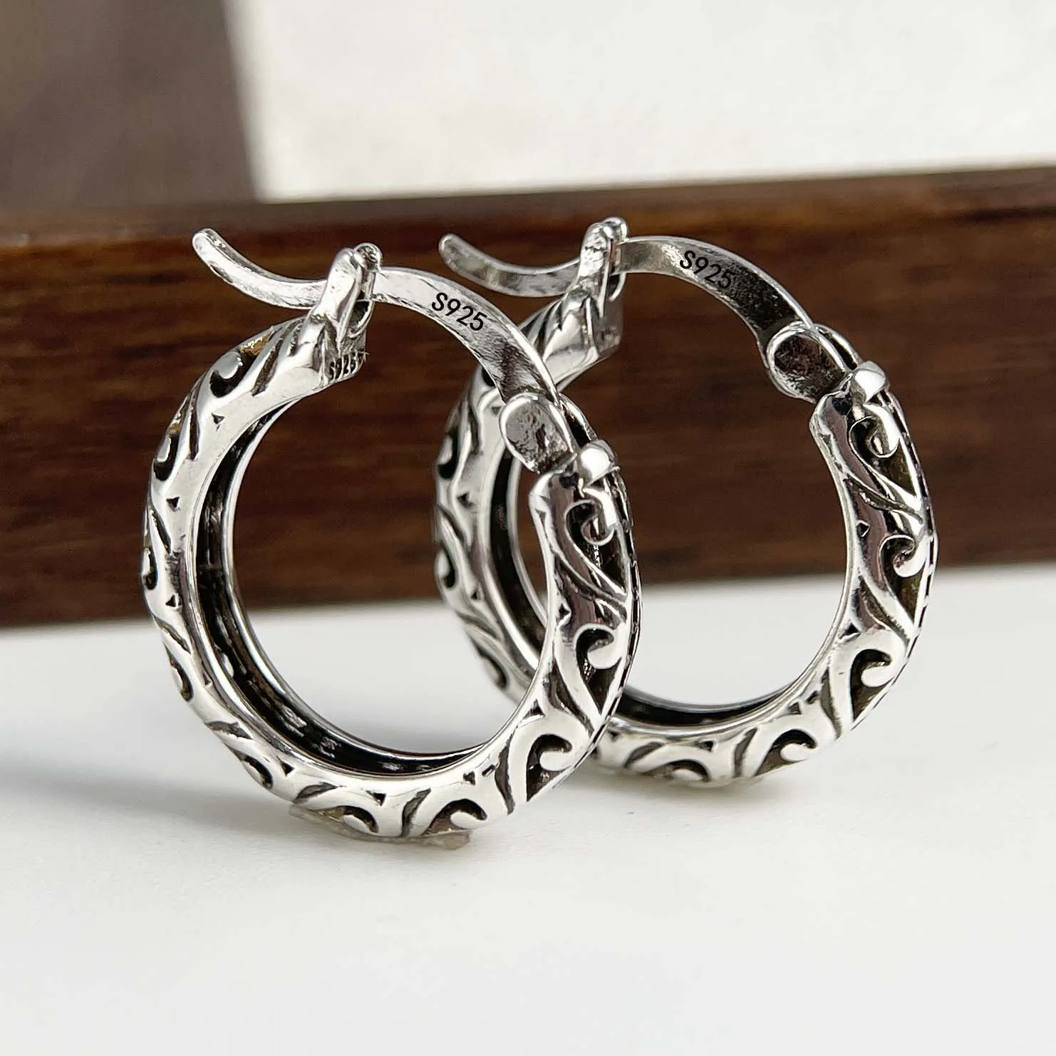 

925 Sterling Silver Earrings For Women Trendy Geometric Retro Pattern Earring Jewelry Prevent Allergy Party Gift Accessories