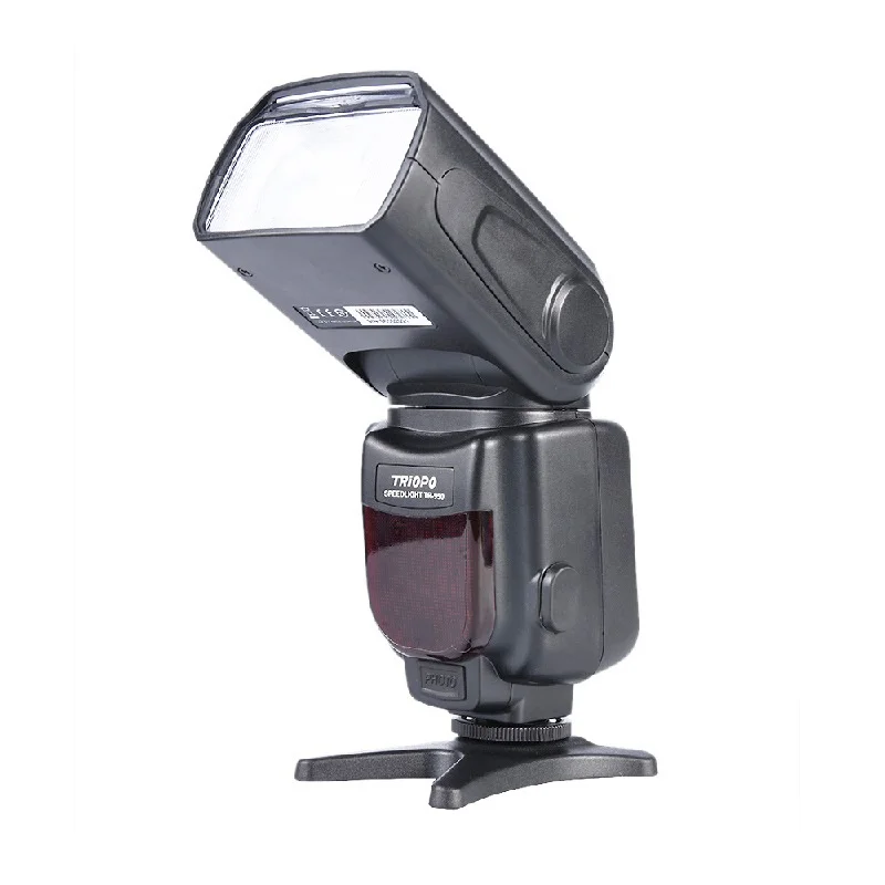 

TRIOPO TR-950 Universal Flash Speedlite for Nikon Pentax Panasonic Olympus Fujifilm Canon 550D 80D 90D 1100D 60D 700D 6D Camera