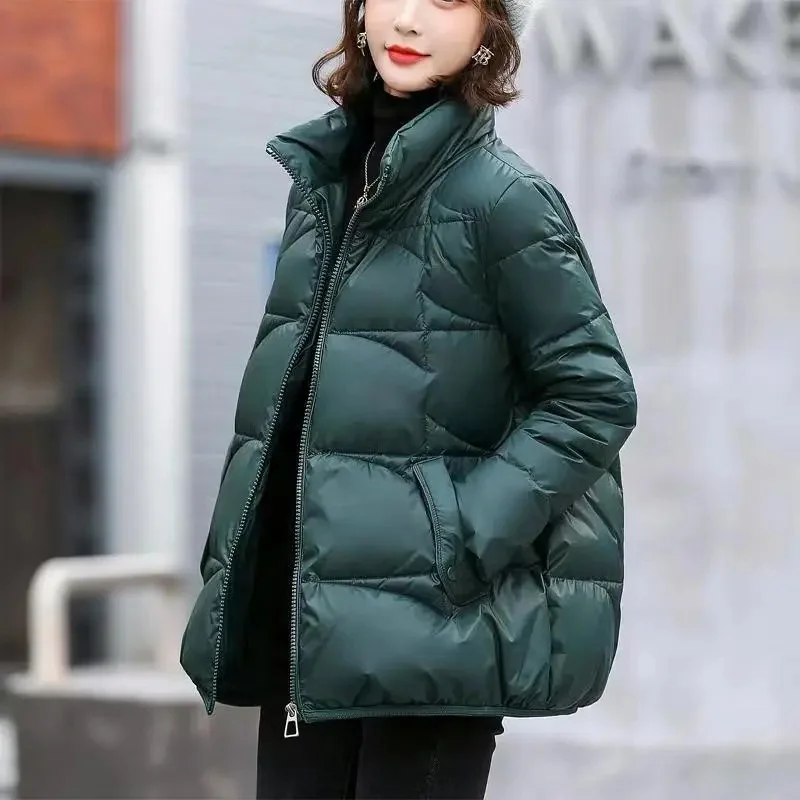 

2023 New Cotton-Padded Jacket Women Short Korean Parkas Stand-UP Collar Warm Cotton Padded Coat Female Bread Service Outwear Top