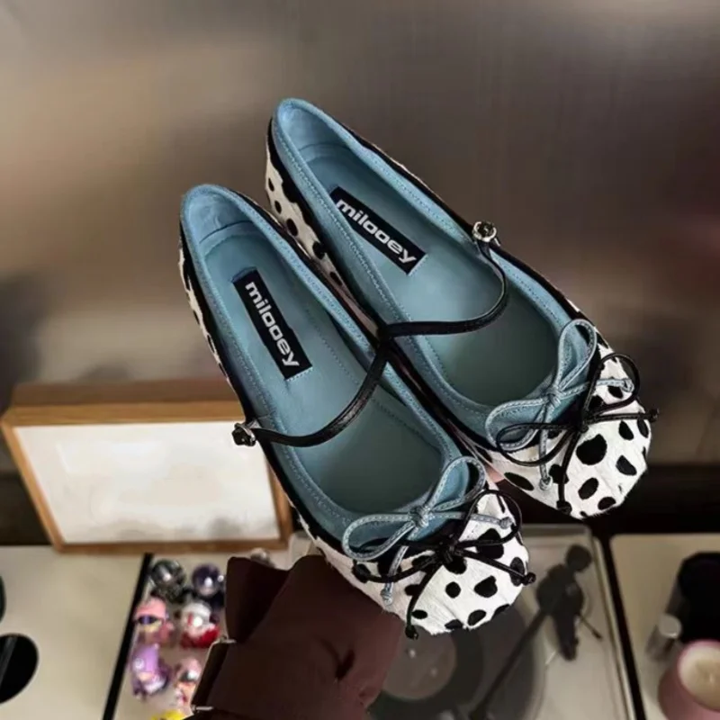 Modische/Sexy Trendige Le Fu Schuhe Frühling und Herbst Neue Runde Zehenpartie Flacher Boden Bequeme Lässige Einzelschuhe für Damen – Detail 5