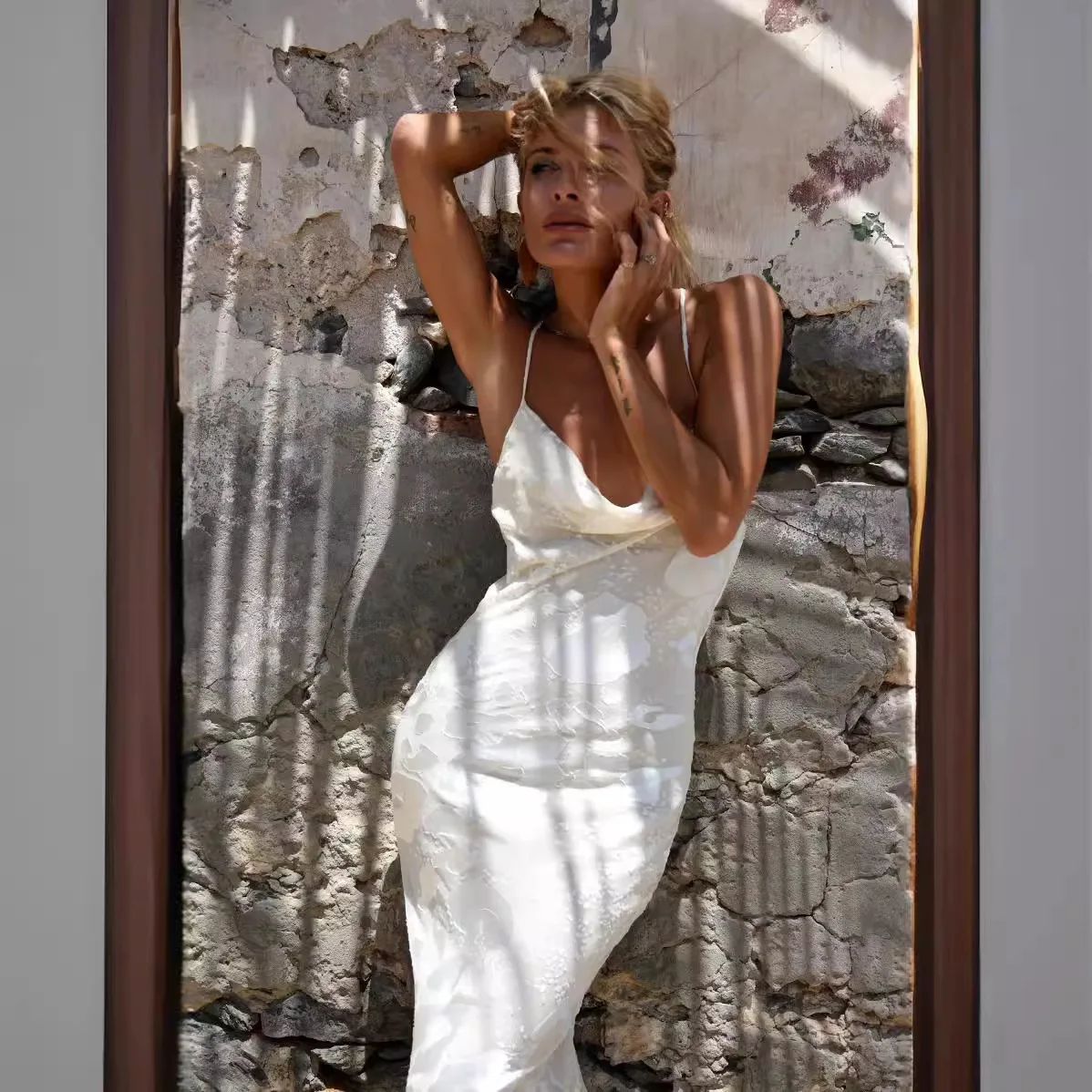 Nowa damska seksowna sukienka bez rękawów z odkrytymi plecami Długa sukienka Chic Retro 2025 Letnia sukienka Robe Vestido Women Elegant