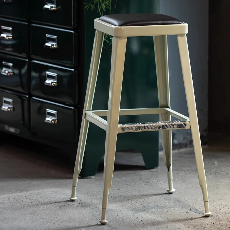 

Metal Bar Studio Shimadai Industrial Fengzi Bar High Stool Chair