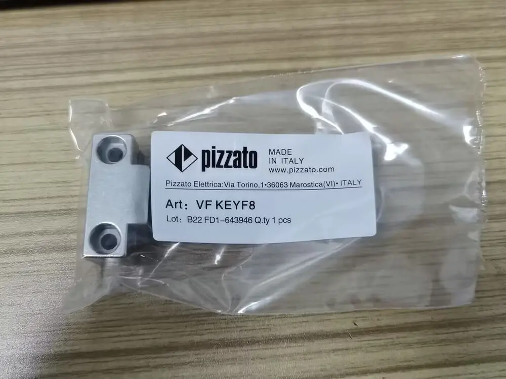 PIZZATO FS3096E024-M2 e VF KEY8 interruttore di sicurezza + bullone nuovo IN scatola/EMS