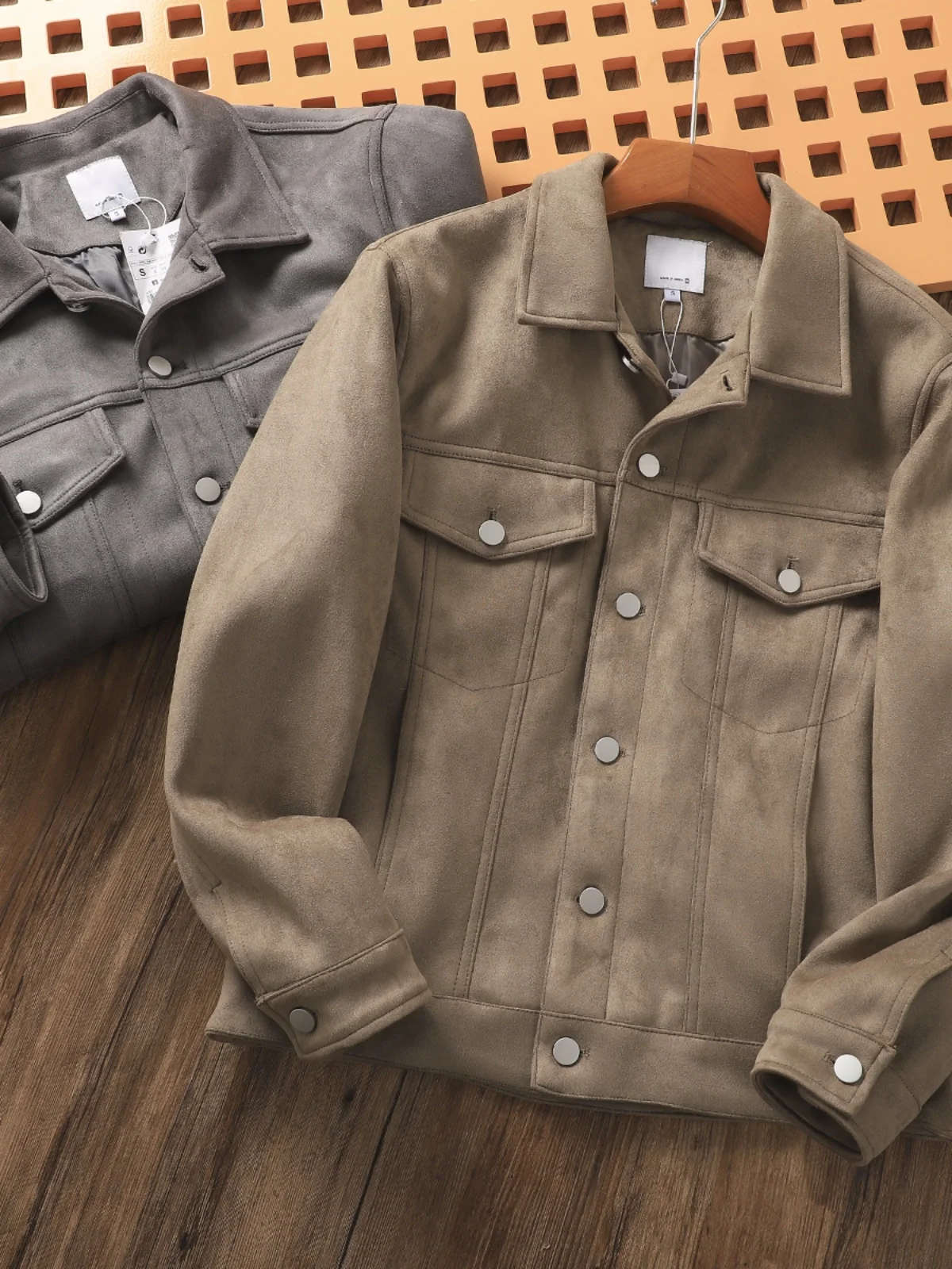 Ultra-Soft High-End Suede Men's Faion Collared Slim Fit Workwear Jaet Jacket ฤดูใบไม้ผลิฤดูใบไม้ร่วง DongjiU Pure Color ปุ่ม u...
