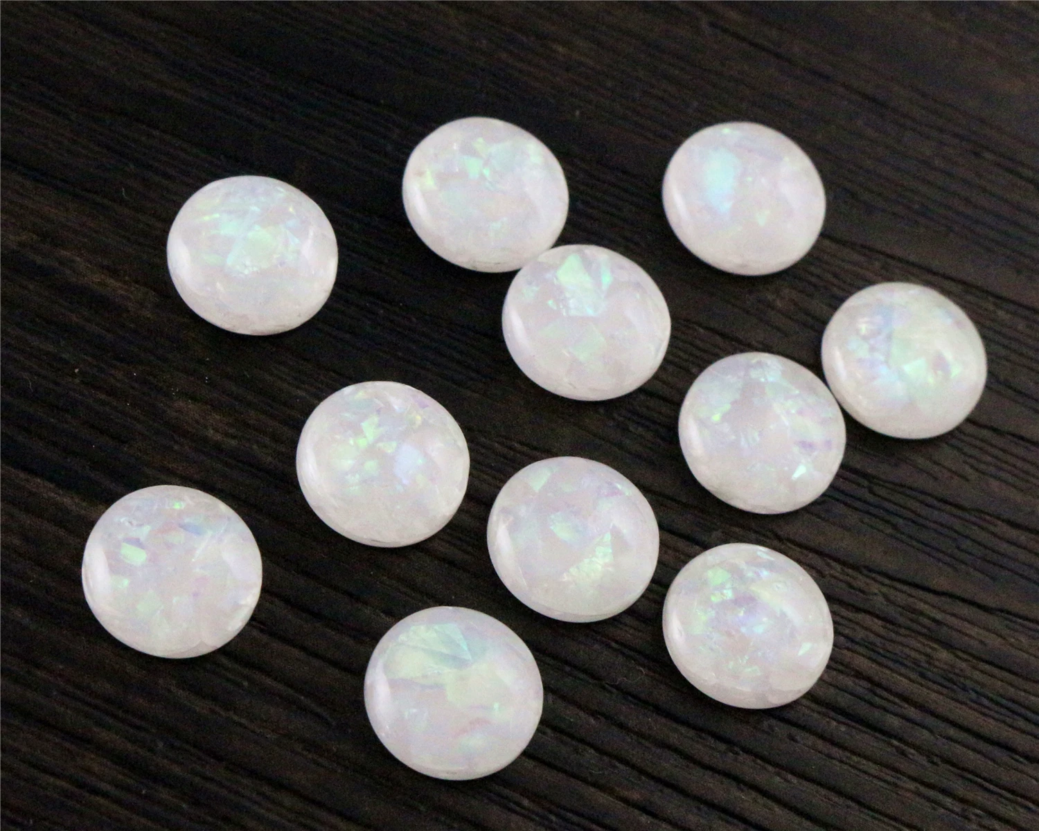 New Fashion 8mm 10mm 40pcs/Lot White Color Built-in metal foil Flat back Resin Cabochons Cameo