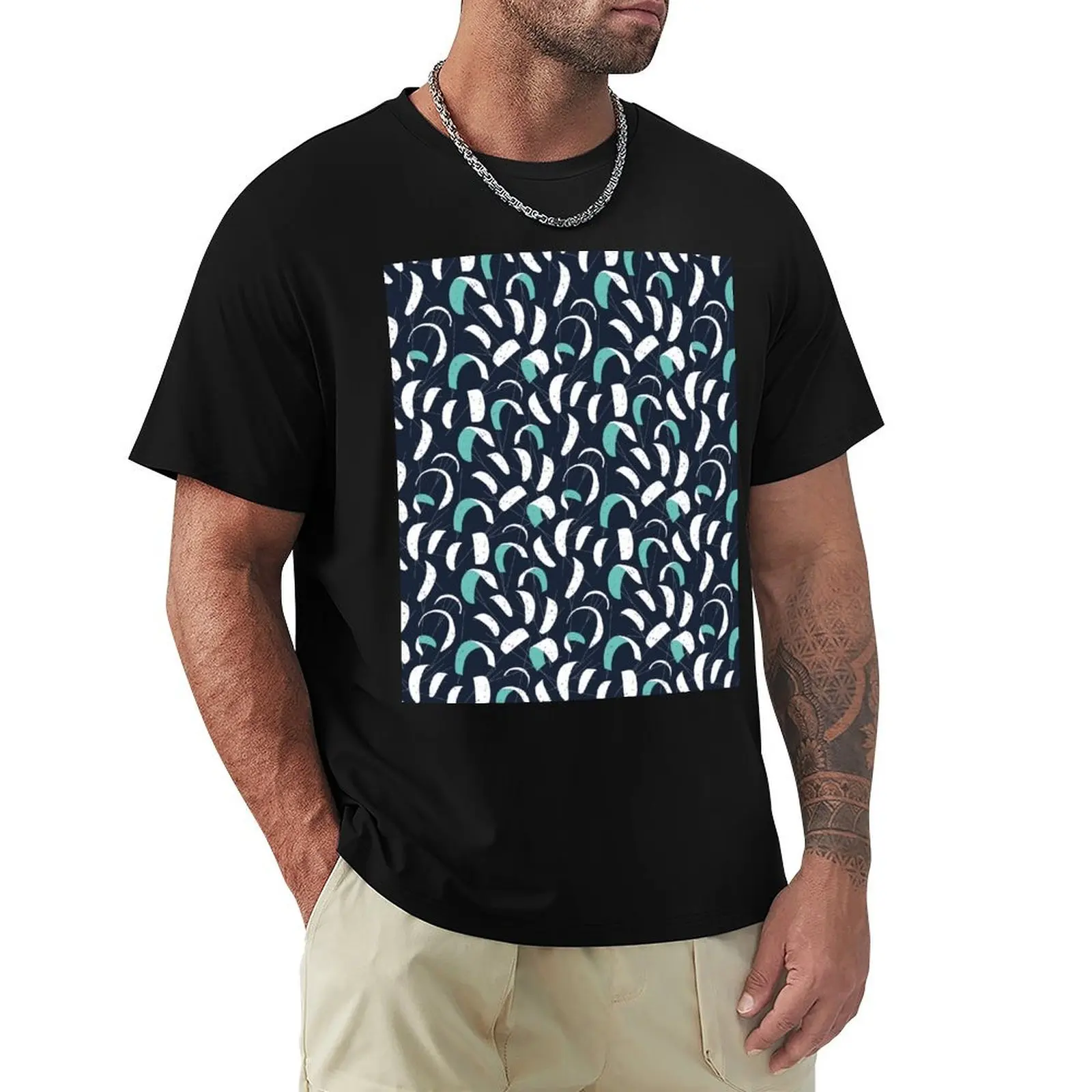 Kite Surfing Blue and White Surf Pattern T-Shirt Outdoor Working T-Shirt