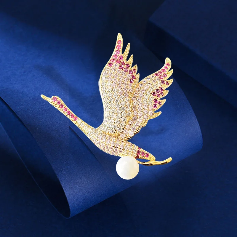 Elegant Atmosphere Gradual Change Color Zircon Geese Brooches Freshwater Pearl Ethnic Style Coat Accessori Women Animal Corsage