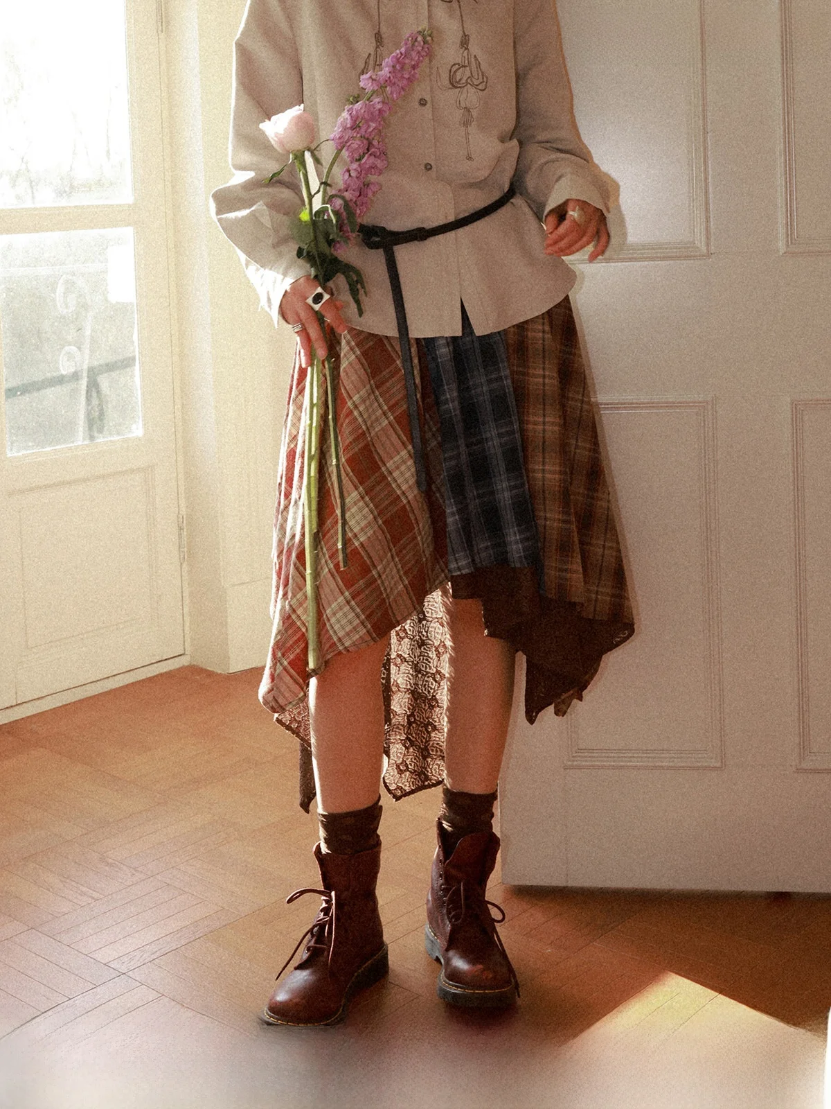 

Ретро-юбка в стиле Chemical Girl, асимметричный дизайн, эластичная талия, пэчворк, клетчатая, нестандартная, для повседневной носки, для работы и учебы.