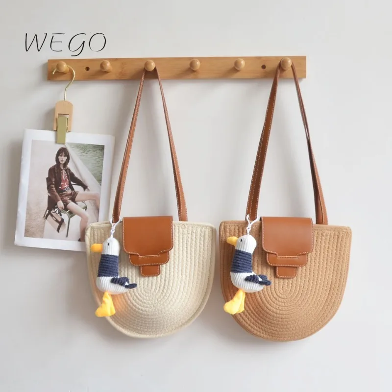 

Summer Large Capacity Straw Handbags Female New Korean Version of Simple Shoulder Fashion Portable Bohemian Handbags 2 Colors