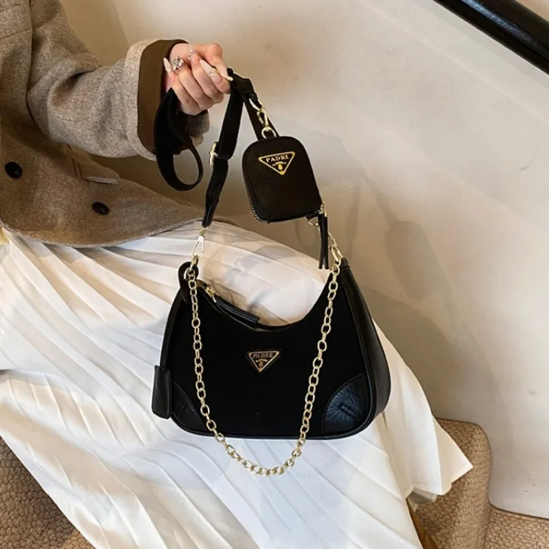 

Classic One Shoulder Female Bag Luxurious Daily Use Travel Popular Crossbody Maillard Style New Model 2025 Exquisite Stylish