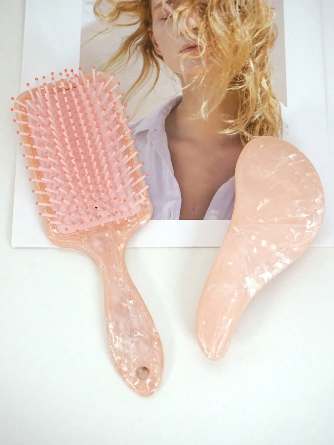

1pc/2pcs Comb & Brush Set, 1pc Mini Palm Detangling Hair Brush, 1pc Square Air Cushion Detangler Hair Brush With Non-Slip Handle, Marble Patterned Hair Brush, Suitable For All Hair Types, Unisex, Dry & Wet Use, Gift For Girls, Halloween Presents, Christma