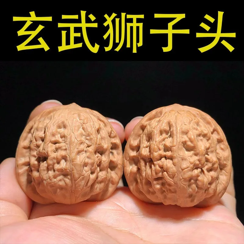 Collectible items for handling polishing  Official hat lion head hand piece and walnut