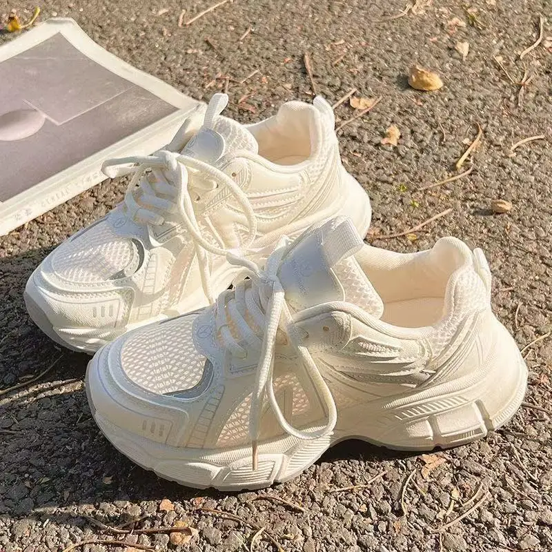 2026 Summer Novel Female Colorful Lite Sole Daddy Shoe Refined Ventilated Woven Active Jogging Trainer