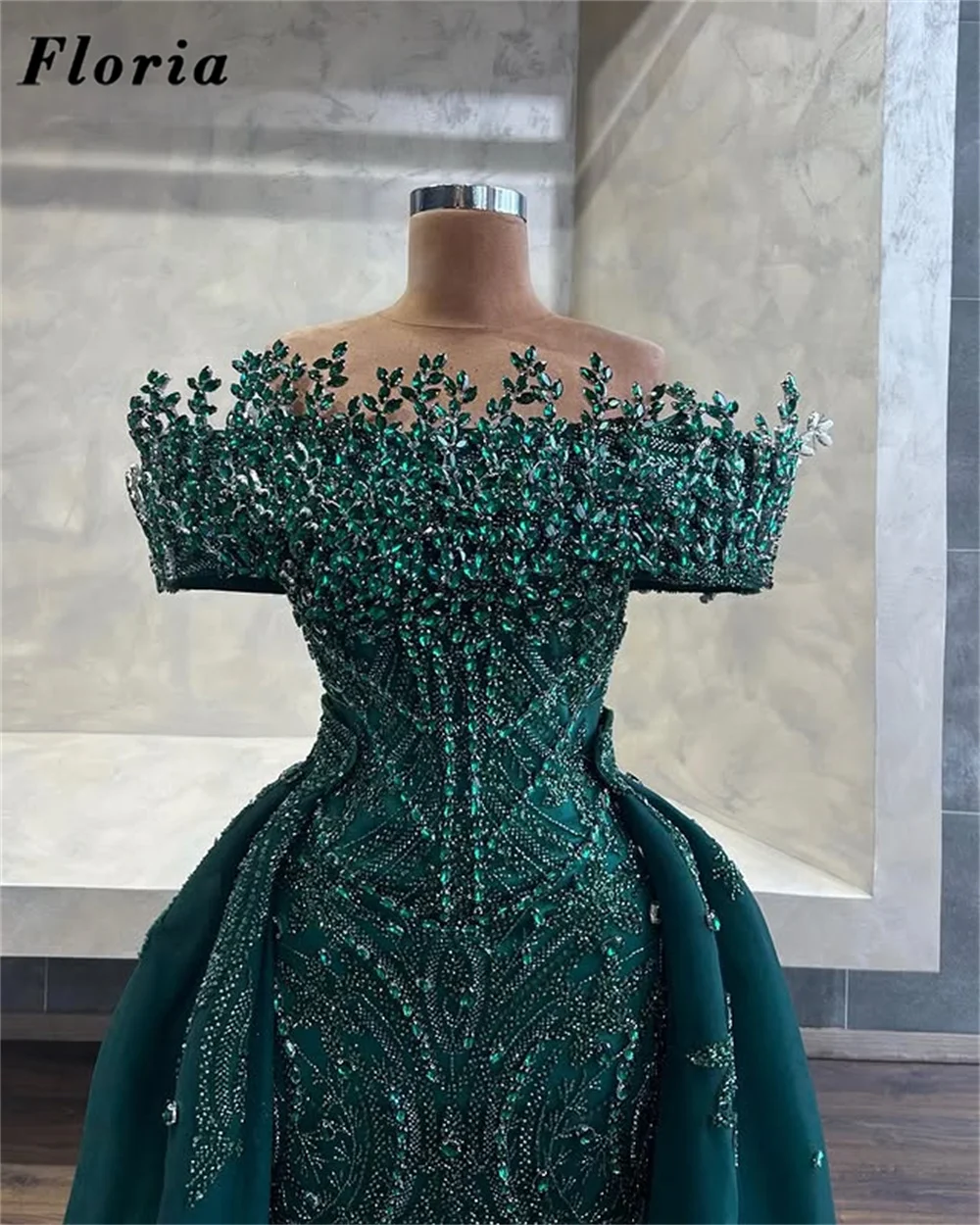 Dark Green Beaded Evening Dresses Robes De Soiree Boat Neck Crystals Stones Wedding Party Dress Open Cermony Dress Customized