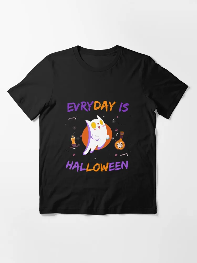 Everyday Is Halloween Trick Or Treat Retro spooky cat halloween Essential T-Shirt