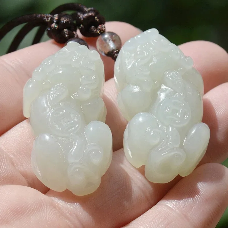 

Поставка Hetian Money Pixiu кулон из натурального белого нефрита