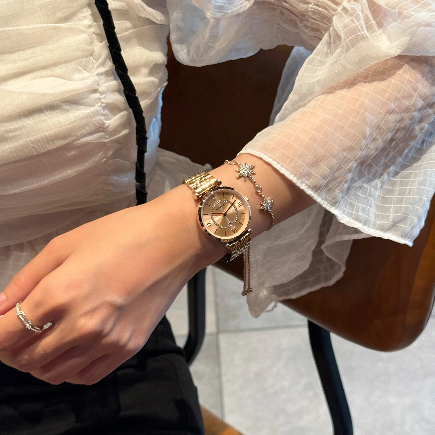 Orologi da coppia – Orologi da polso analogici al quarzo alla moda con cinturino in acciaio inossidabile per lui e per lei