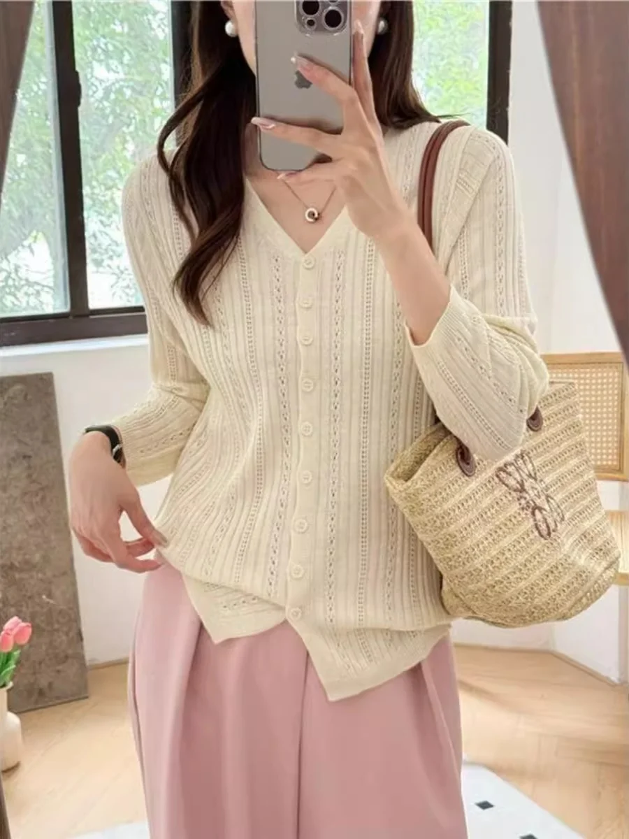 

Осенний новый корейский полосатый шерстяной свитер с V-образным вырезом, ажурный вязаный кардиган, женский свитер с длинными рукавами, уникальный модный дизайн