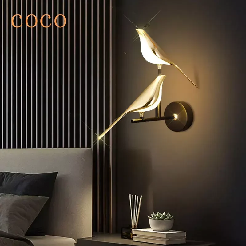 

Nordic LED Golden Bird Wall Lamp Parlor Bar Bedside Hanging Light Novelty Rotatable Wall Lamp Bedroom Bedside Indoor Sconce