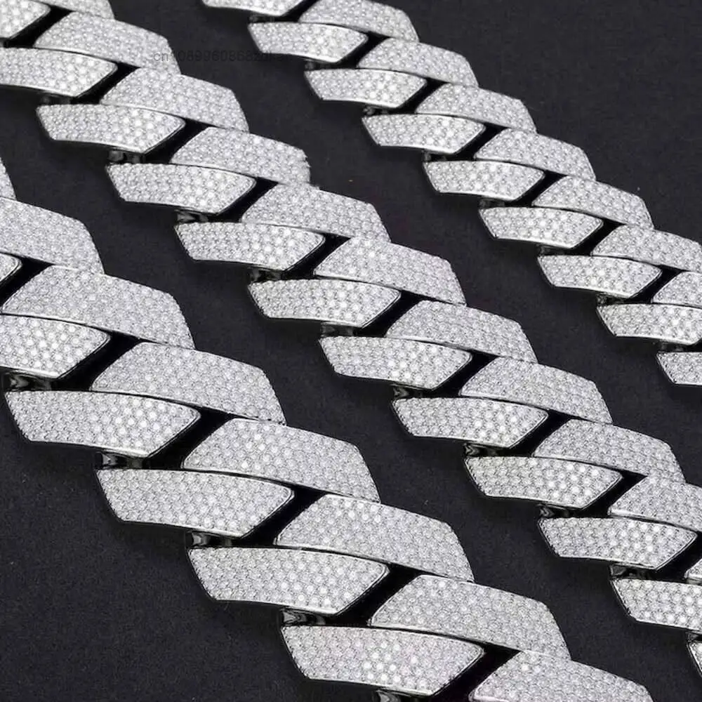 Luxury Iced Out Jewelry 925 Sterling Silver Moissanite 18mm 3 Rows Hip Hop Moissanite Cuban Link Chain.