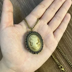 Retro Small Resin Oval Cameo Pendant Gold Plated Cameo Flat Back Gift for Mom Pocket Watch