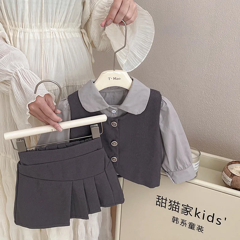 

Korean Childrens Girls 2024 Spring 3PCS Clothes Academy Style Vest Long Sleeve Shirts Pleated Skirts Suit Kids Girls Outfits