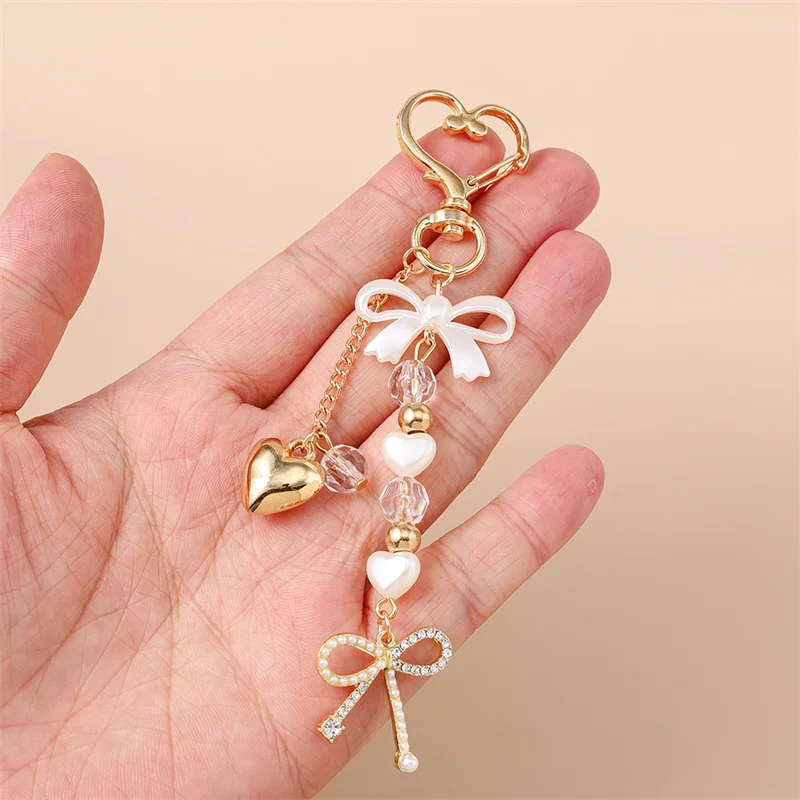 Nette Y2K Imitation Perle Schlüsselbund Metall Liebe Herz Bogen Anhänger Schlüsselanhänger für Frauen Auto Schlüssel Halter Handtasche Schlüssel Ketten DIY Geschenke – Detail 6