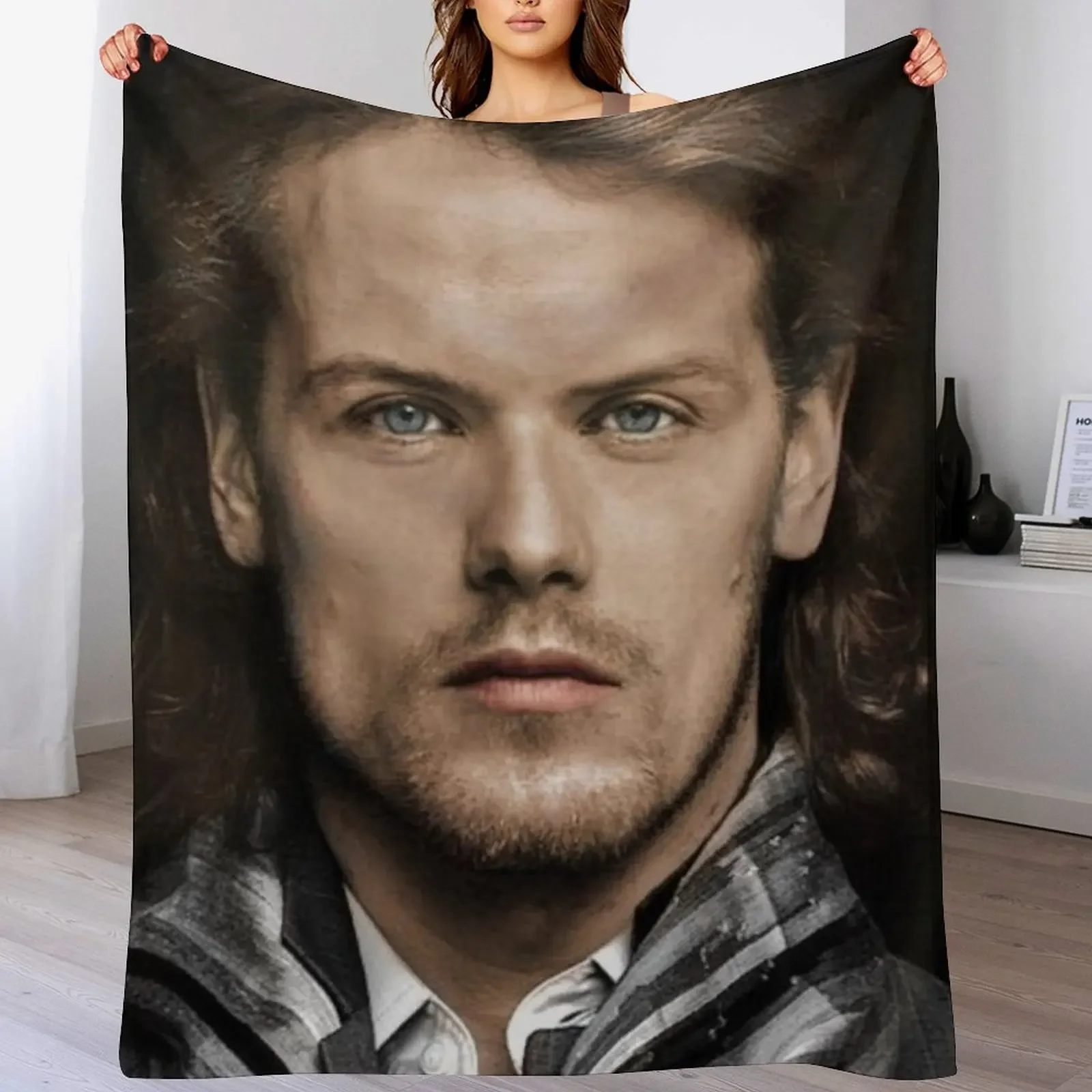sam heughan Throw Blanket Cozy Throw Blanket for Bed Sofa Chair