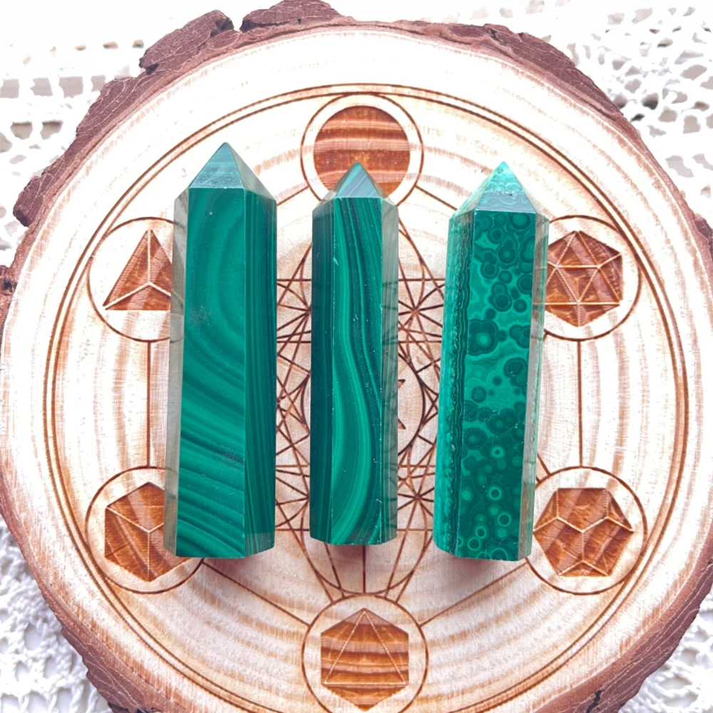 

Natural malachite crystal column Malachite single-pointed column hexagonal prism color positive texture good decorative ornament