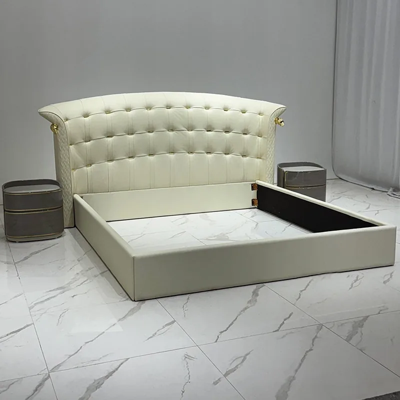 Italian light luxury leather leopard head buckle double bed luxury villa new high-end wedding bed