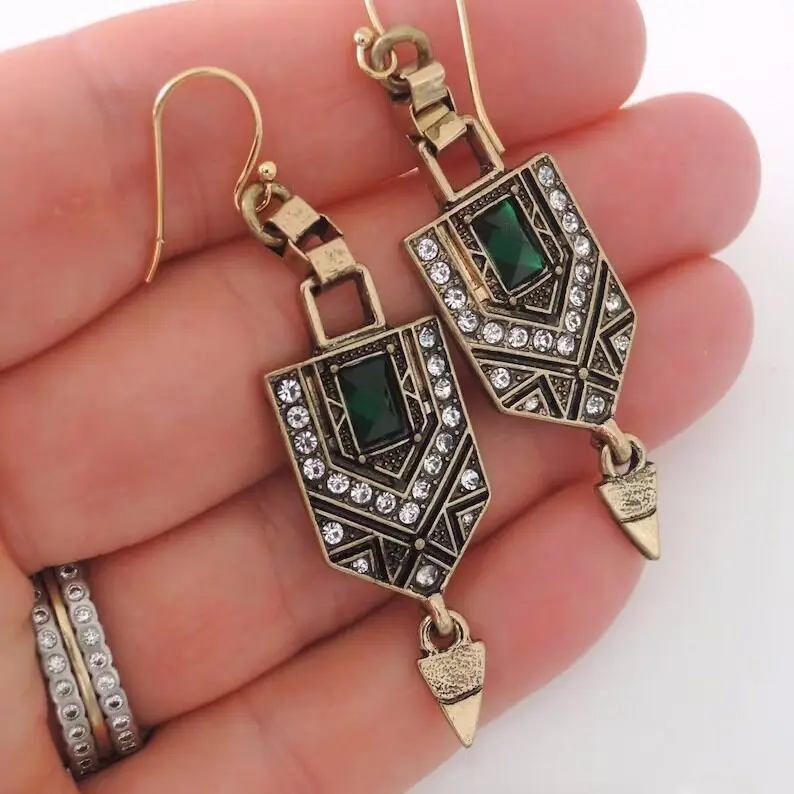 New Hot Sale Women's Earrings Retro Geometric Design Fashion Women's Earrings