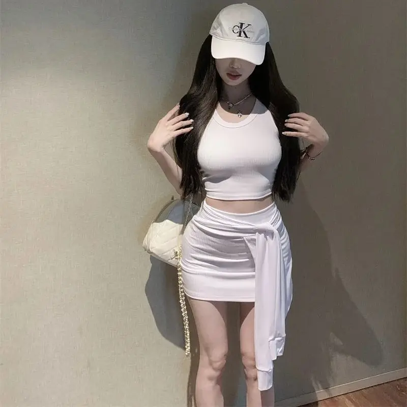 White slim short camisole top hot girl suit female summer strappy hip skirt two-piece suit