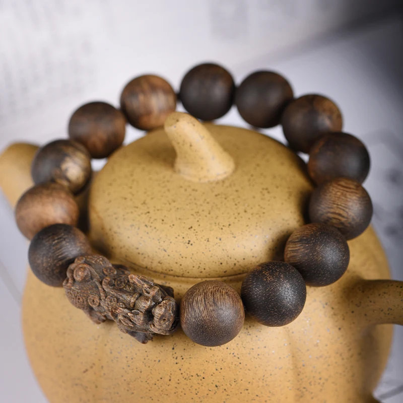 Vietnam Fusen Chess Nan Agarwood Buddha Bracelet Old Material Agarwood Prayer Beads Unisex Wooden Fragrance Bracelet