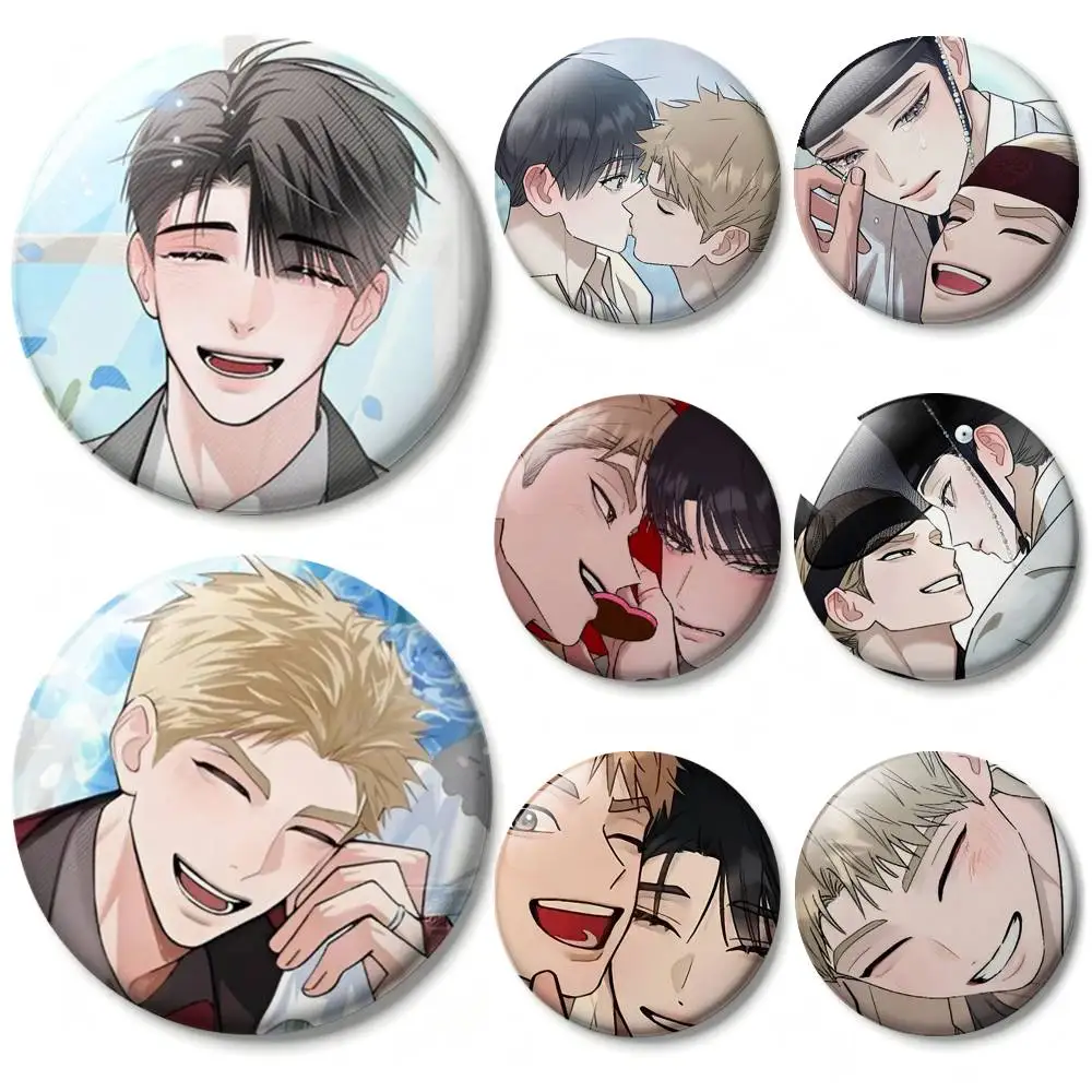 M-Manhwa R-Red S-String Q-Quests Badges 25 32 44 58 75 mm Round Fans Collect Friends Gifts Brooch Souvenir