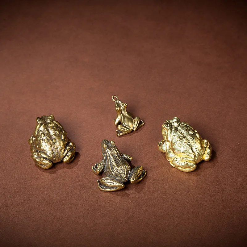 

Brass Flower Skin Frog Ornament Tea Pet Desktop Gift Handmade Solid Collectible Antique Copper Piece Cute Small Animal