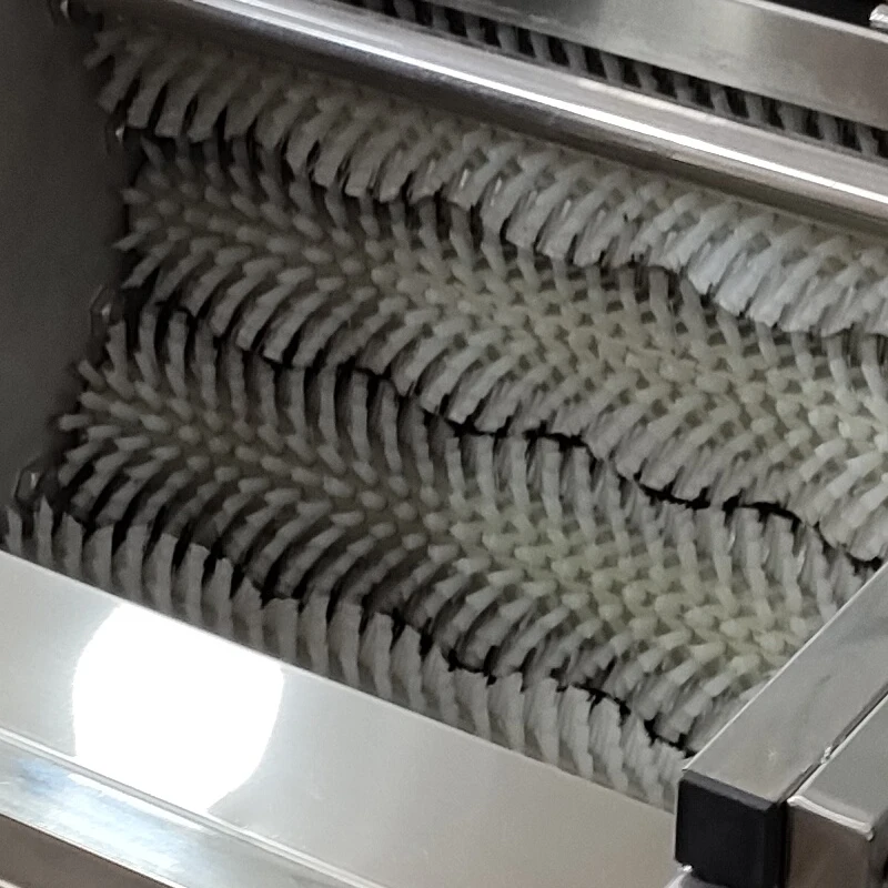 

Машина для мойки овощей и фруктов с щеточным валиком для картофеля, редиса, лука, морепродуктов, с функцией очистки и шелушения