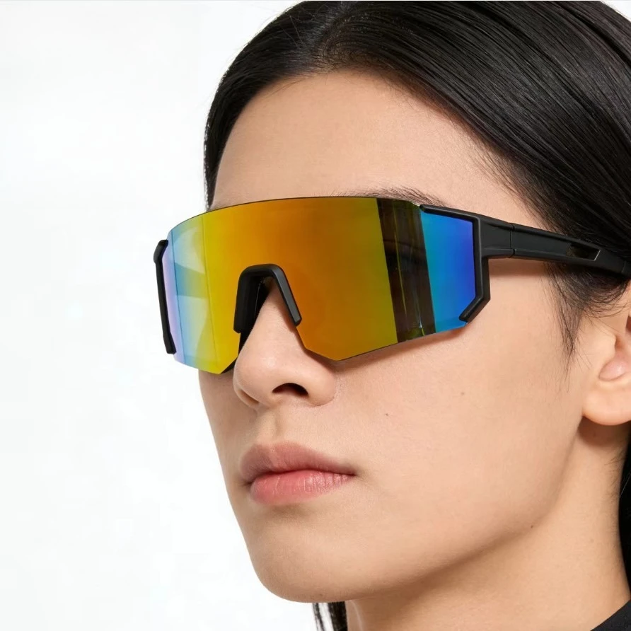 Sports cycling sunglasses with UV protection for bicycles, trendy and colorful outdoor sunglasses, coated lenses, fashionable