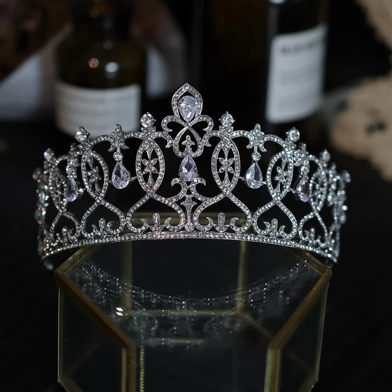 Vintage British Girls Hair Crown Headwear Princess Makeup Styling Performance Stage Birthday Wedding Bridal Hair Accessory