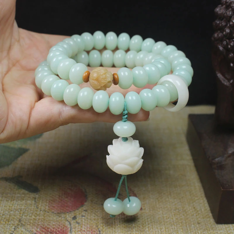 

Fresh fruit green abacus bead Bodhi double-layer bracelet with lotus pendant, Buddhist bead jewelry