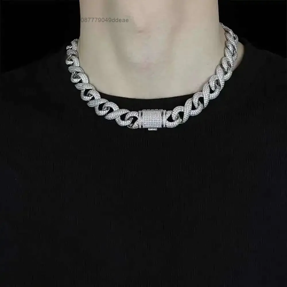 

Diamond Star Hip Hop Miami Wholesale Cuban Link Chain Iced Out Bling Diamond Necklace Moissanite Jewelry Cuban Chain for Unisex