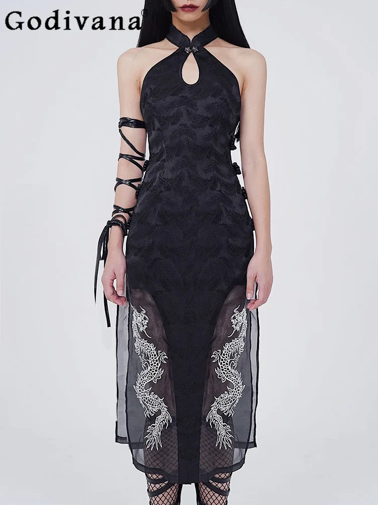 

Temperament New Chinese Dark Sexy Split Heavy Industry Cheongsam Dress Summer New Elegant Girls Halter Neck Hollow Slim Dresses